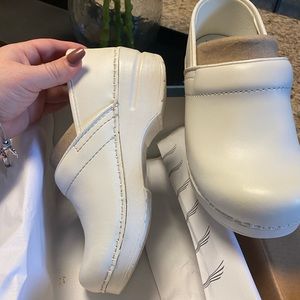 Dansko white nursing shoes